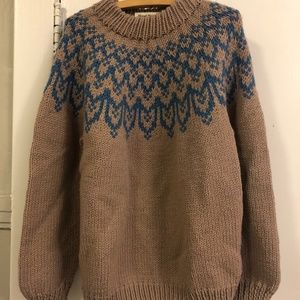 hand-knit oversized sweater - size med/large